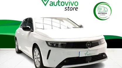 Blanco Nuevo 2025 Opel Astra Edition Berlina | 20.500 € (Buen precio)