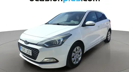 Usado Hyundai i20 84 CV (61 kW) 2015 Blanco Utilitario