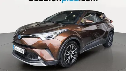 Usado Toyota C-HR Advance 122 CV (89 kW) 2017 Marrón SUV