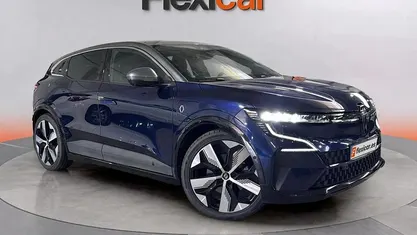 Azul Usado 2023 Renault Megane E-Tech Techno Berlina | 22.490 € (Precio justo)
