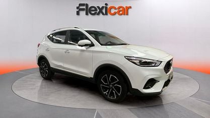 Usado MG ZS Luxury 111 CV (81 kW) 2023 Blanco SUV