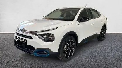 Blanco Usado 2023 Citroën e-C4 Feel Berlina | 19.990 € (Buen precio)