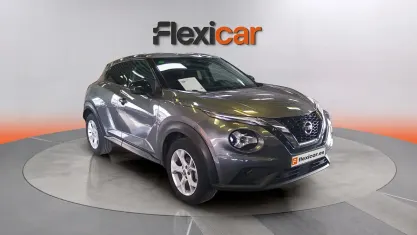 Usado Nissan Juke Acenta 114 CV (83 kW) 2022 Gris SUV