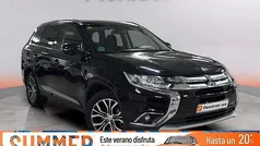 Negro Usado 2017 Mitsubishi Outlander Motion SUV | 17.990 € (Precio justo)