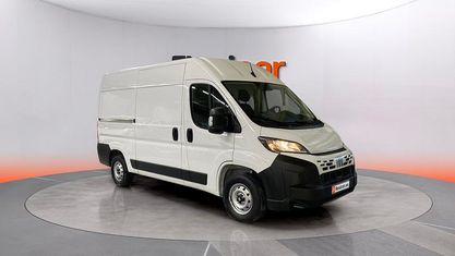 Usado Fiat Ducato 140 HP (102 kW) 2025 Branco Van