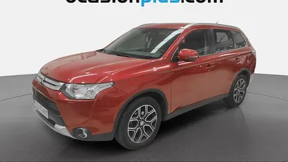 Usado 2014 Mitsubishi Outlander Motion SUV | 15.450 € (Precio justo)