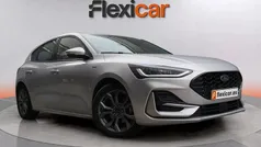 Gris Usado 2023 Ford Focus ST-Line Berlina | 17.590 € (Precio justo)