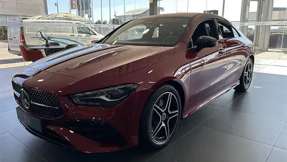Usado Mercedes CLA200 150 CV (110 kW) 2025 Berlina