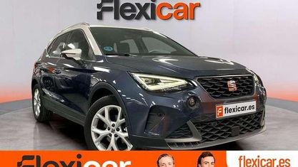 Usado Seat Arona FR 110 HP (80 kW) 2024 Cinzento SUV
