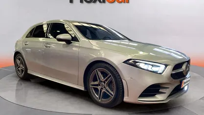 Usado Mercedes A180 AMG 117 CV (86 kW) 2020 Gris Berlina