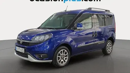 Azul Usado 2019 Fiat Doblò Trekking Monovolumen | 14.455 € (Precio justo)