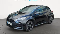 Negro Usado 2025 Toyota Yaris Hybrid Style Utilitario | 21.728 € (Precio justo)