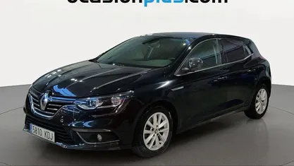 Usado Renault Mégane IV Zen 131 CV (96 kW) 2017 Negro Utilitario