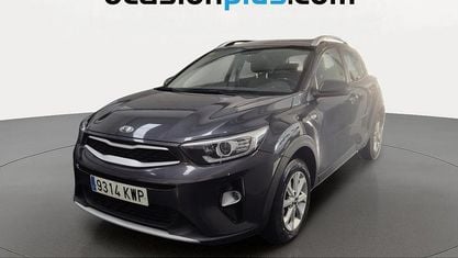 Käytetty Kia Stonic 84 HP (61 kW) 2019 Harmaa Katumaasturi