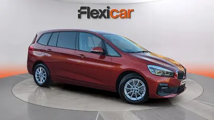 Usado BMW 216 116 CV (85 kW) 2020 Naranja Familiar