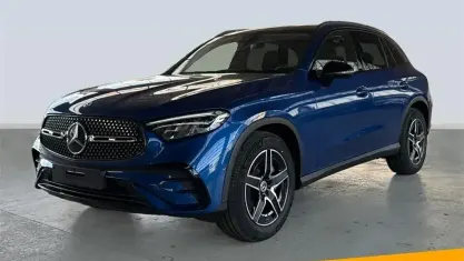 Nuevo Mercedes GLC200 AMG line 204 CV (150 kW) 2025 Azul espectra SUV