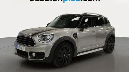 Usado Mini Cooper D Countryman 150 CV (110 kW) 2018 Gris plata SUV