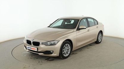 Usado BMW 316 Sport Line 135 CV (99 kW) 2015 Dorado Berlina