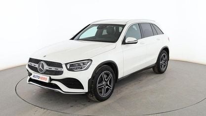 Używany Mercedes GLC200 AMG line 211 KM (155 kW) 2019 Biały SUV