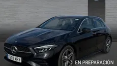 Negro Usado 2024 Mercedes A180 AMG line Berlina | 32.490 € (Precio justo)