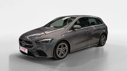 Gris montaña Usado 2024 Mercedes B180 AMG line Monovolumen | 30.900 € (Precio justo)