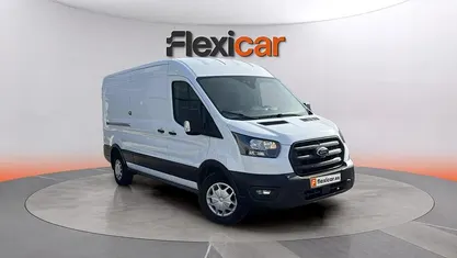 Usado Ford Transit 131 CV (96 kW) 2023 Blanco Berlina