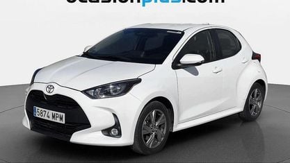 Usado Toyota Yaris Hybrid Active 116 CV (85 kW) 2024 Blanco Utilitario
