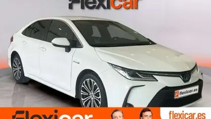 Usado Toyota Corolla 122 CV (89 kW) 2019 Blanco Berlina