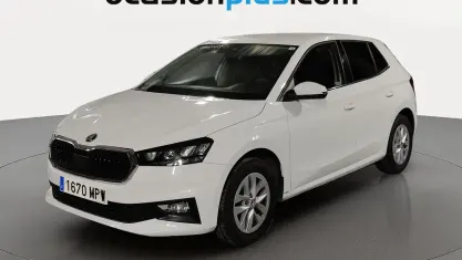 Usado Skoda Fabia Selection 95 CV (69 kW) 2024 Blanco Utilitario