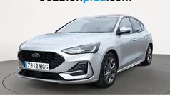 Gris plata Usado 2023 Ford Focus ST-Line Utilitario | 17.137 € (Precio justo)