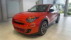 Naranja Nuevo 2025 Fiat 600 La Prima SUV | 28.990 € (Precio justo)