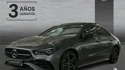Usado Mercedes CLA200 AMG line 163 CV (119 kW) 2025 Berlina