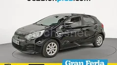 Usado 2016 Kia Rio Berlina | 6500 € (Precio justo)