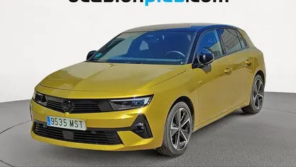 Usado Opel Astra 130 CV (95 kW) 2024 Oro Utilitario