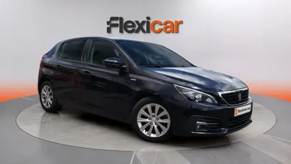 Usado Peugeot 308 Access 110 HP (80 kW) 2020 Preto Sedan