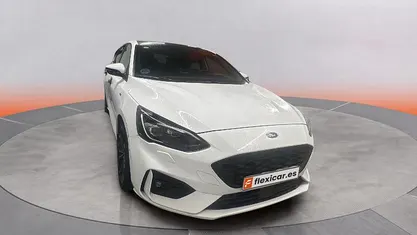 Usado 2019 Ford Focus Active Berlina | 16.490 € (Precio justo)