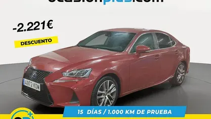 Rojo Usado 2017 Lexus IS300h Executive Line Berlina | 17.769 € (Buen precio)