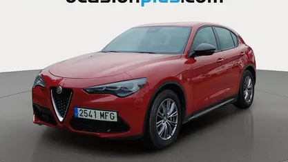 Usado 2023 Alfa Romeo Stelvio Super SUV | 24.955 € (Buen precio)