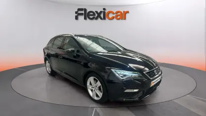 Usado Seat Leon ST FR 150 CV (110 kW) 2019 Negro Familiar