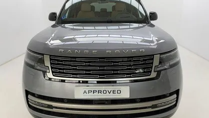 Usado Land Rover Range Rover 459 CV (337 kW) 2024 Gris metalizado SUV