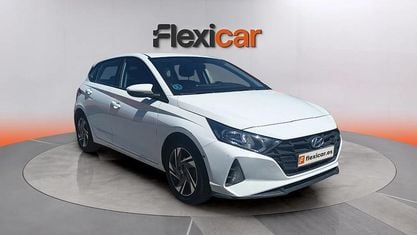Begagnad Hyundai i20 84 HK (61 kW) 2021 Vit Halvkombi