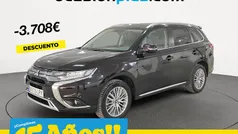 Negro Usado 2021 Mitsubishi Outlander P-HEV Motion SUV | 25.390 € (Precio justo)
