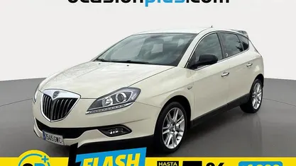 Usado Lancia Delta 165 CV (121 kW) 2010 Utilitario