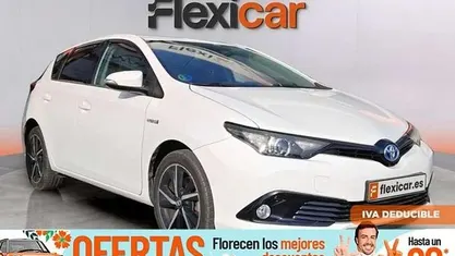 Usado Toyota Auris Hybrid Edition 136 CV (100 kW) 2018 Blanco Utilitario