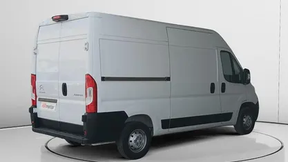 Käytetty Citroën Jumper 141 HP (103 kW) 2023 Valkoinen Tila-auto