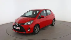 Rojo Usado 2017 Toyota Yaris Active Utilitario | 10.499 € (Precio justo)