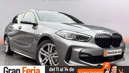 Gris Usado 2024 BMW 118 Utilitario | 27.790 € (Precio justo)