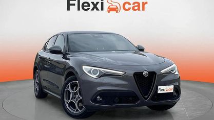 Begagnad Alfa Romeo Stelvio Sprint 160 HK (117 kW) 2022 Grå SUV