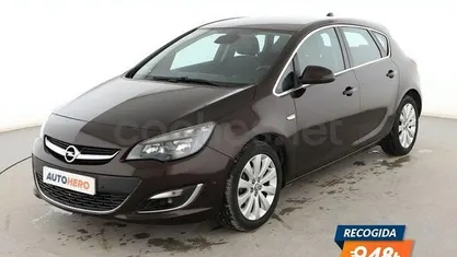 Usado Opel Astra Excellence 140 CV (102 kW) 2014 Berlina