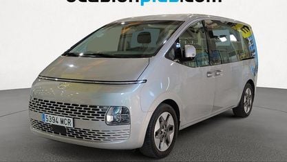 Usado Hyundai Staria 177 CV (130 kW) 2022 Gris plata Monovolumen